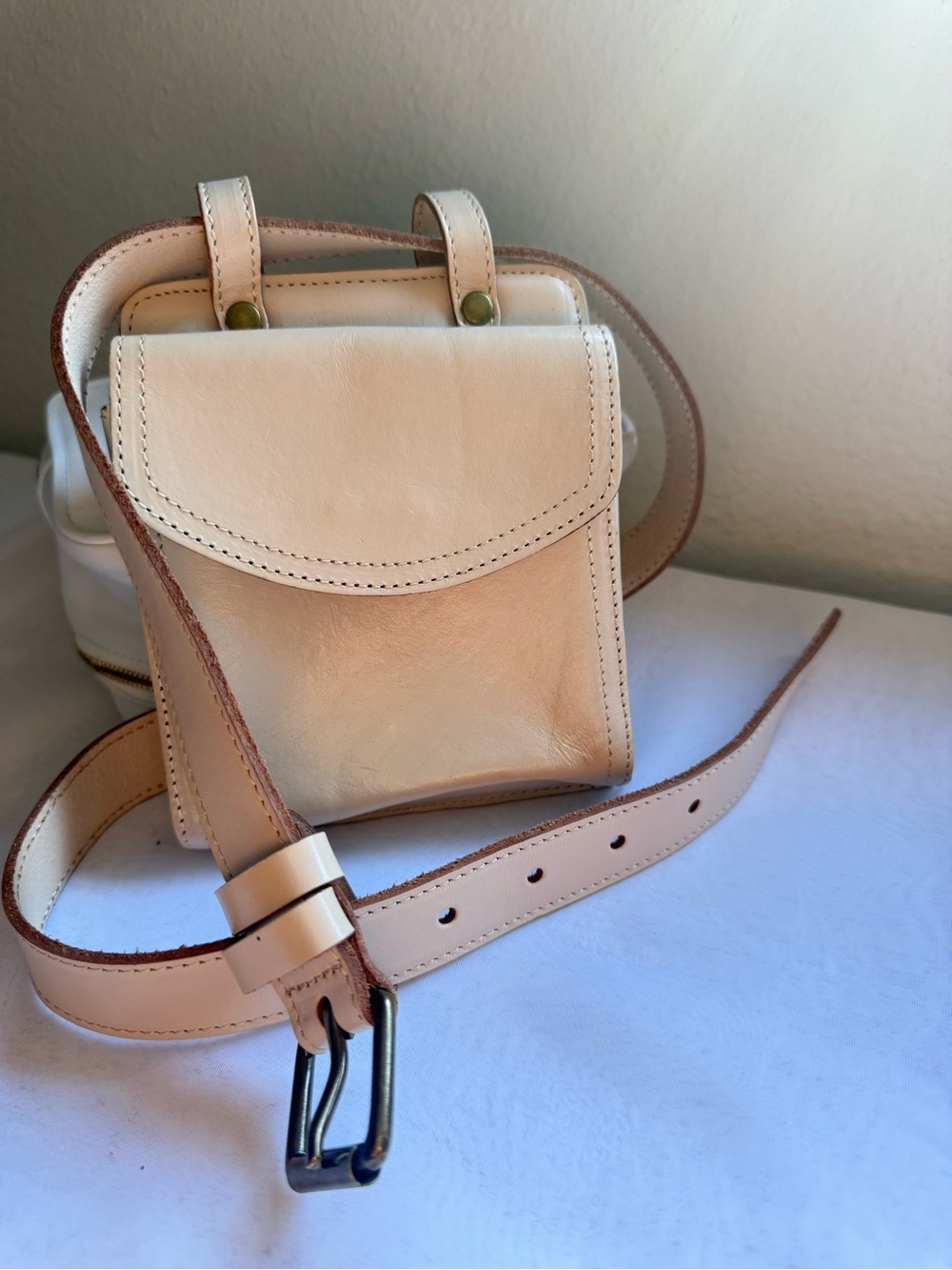 Anthropologie Leather Belt Bag Mini Waist Pouch Ivory Cream - Picture 3 of 8